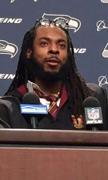 Richard Sherman does entire press conference wearing a Harry Potter costume